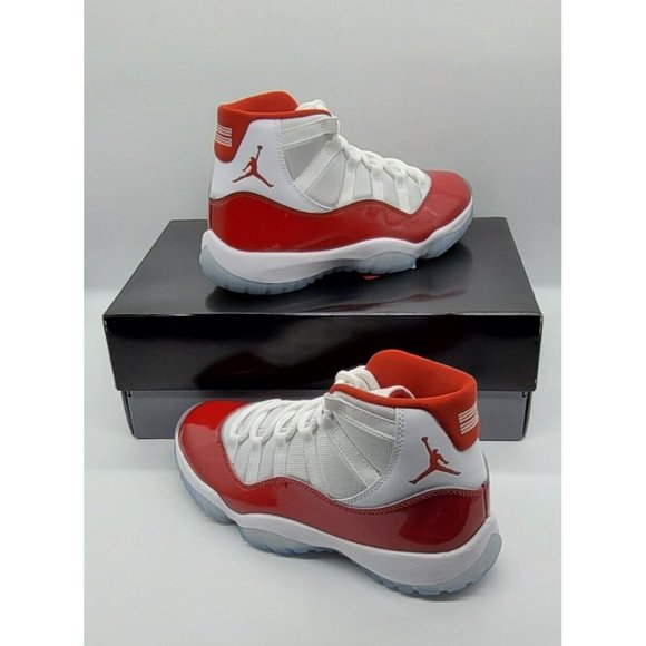 Air Jordan 11 Retro \'Cherry\' (2022) CT8012-116 main image 5